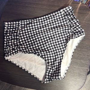 Cupshe high waisted bikini bottoms size Medium